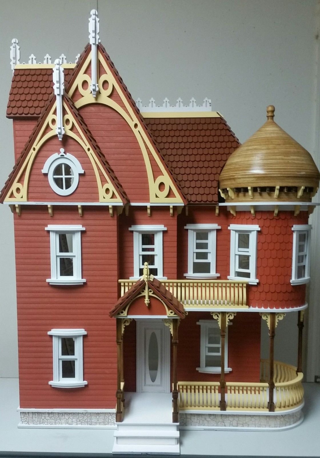 victorian mansion in 1:12 scale dollhouse miniature collectibles