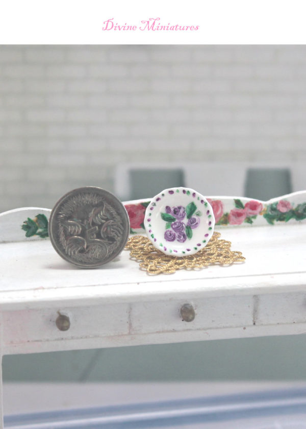 16mm hand painted purple rose plate in 1:12 scale miniature