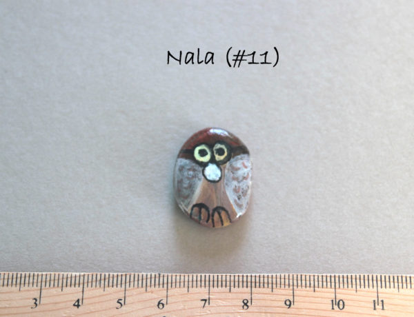 Painted Owl Rock, Owl Painted Pebble, Hand Painted Stone, Fairy Garden Art, Paperweight, Unique Gift, Owl Totem, Painted Owl, Owl Stone, Uil - Image 10