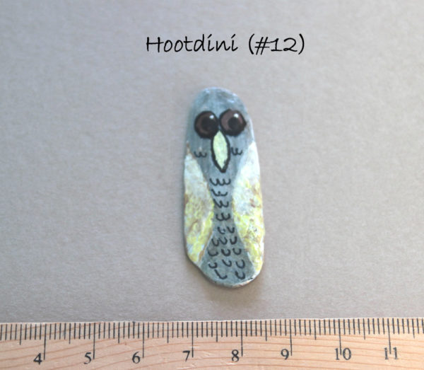 Painted Owl Rock, Owl Painted Pebble, Hand Painted Stone, Fairy Garden Art, Paperweight, Unique Gift, Owl Totem, Painted Owl, Owl Stone, Uil - Image 11