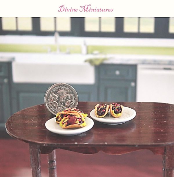 mexican tacos in 1:12 scale, dollhouse miniature foo