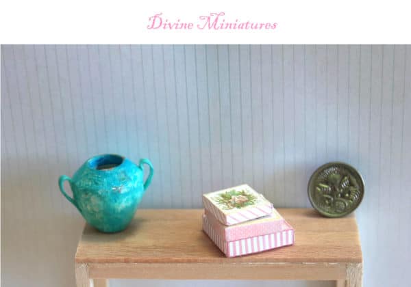 3 romantic rose boxes in 1-12 scale miniature