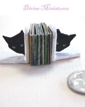 peeking black cat bookends in 1:12 scale dollhouse miniature